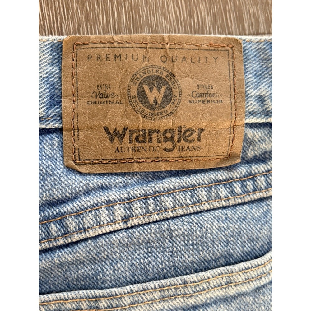 Vintage Wrangler Jeans Mens 42x32 Denim Relaxed Fit Workwear Grunge Light Wash - Picture 9 of 10
